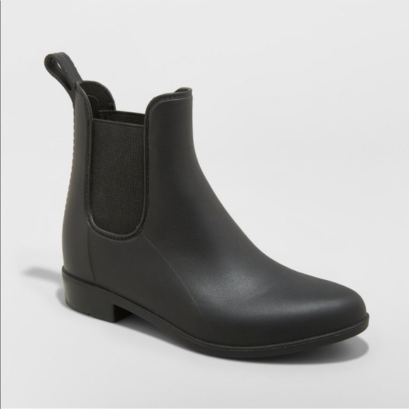 A new day black boots - Picture 1 of 3